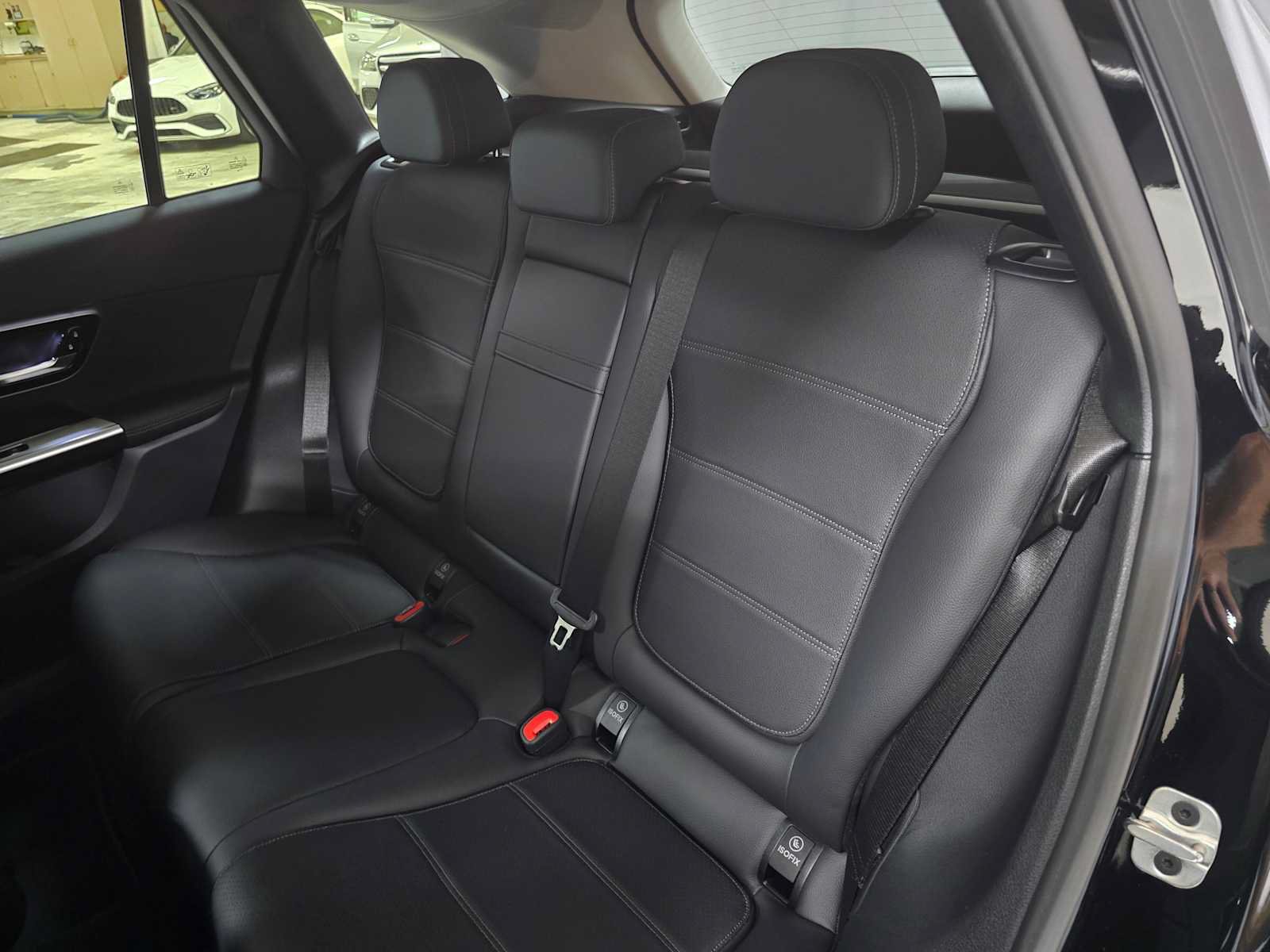 Certified 2025 Mercedes-Benz GLC 350e 4MATIC image 17