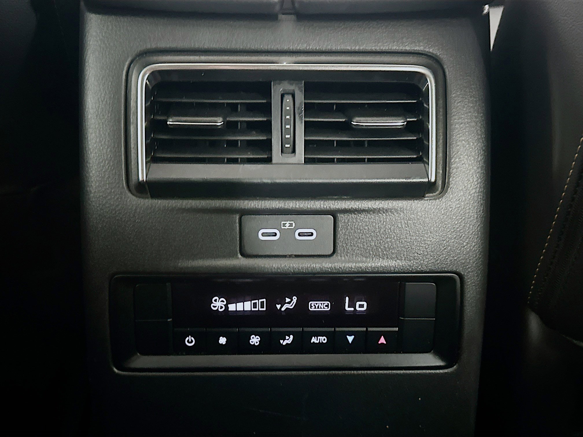 Used 2025 MAZDA CX-90 Plug-In Hybrid w/ Preferred image 29