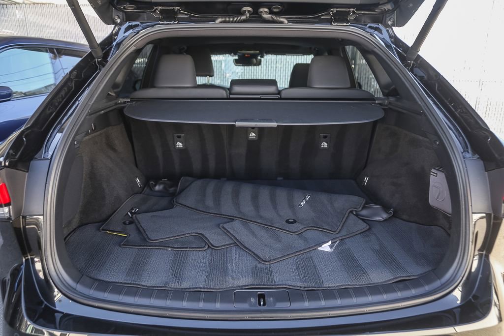 Used 2024 Lexus RX 350 FWD w/ Technology Package image 22