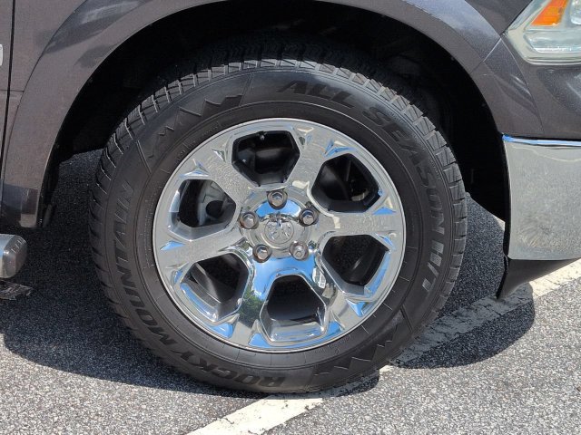 Used 2015 RAM 1500 Laramie w/ Convenience Group AWD/4WD image 11