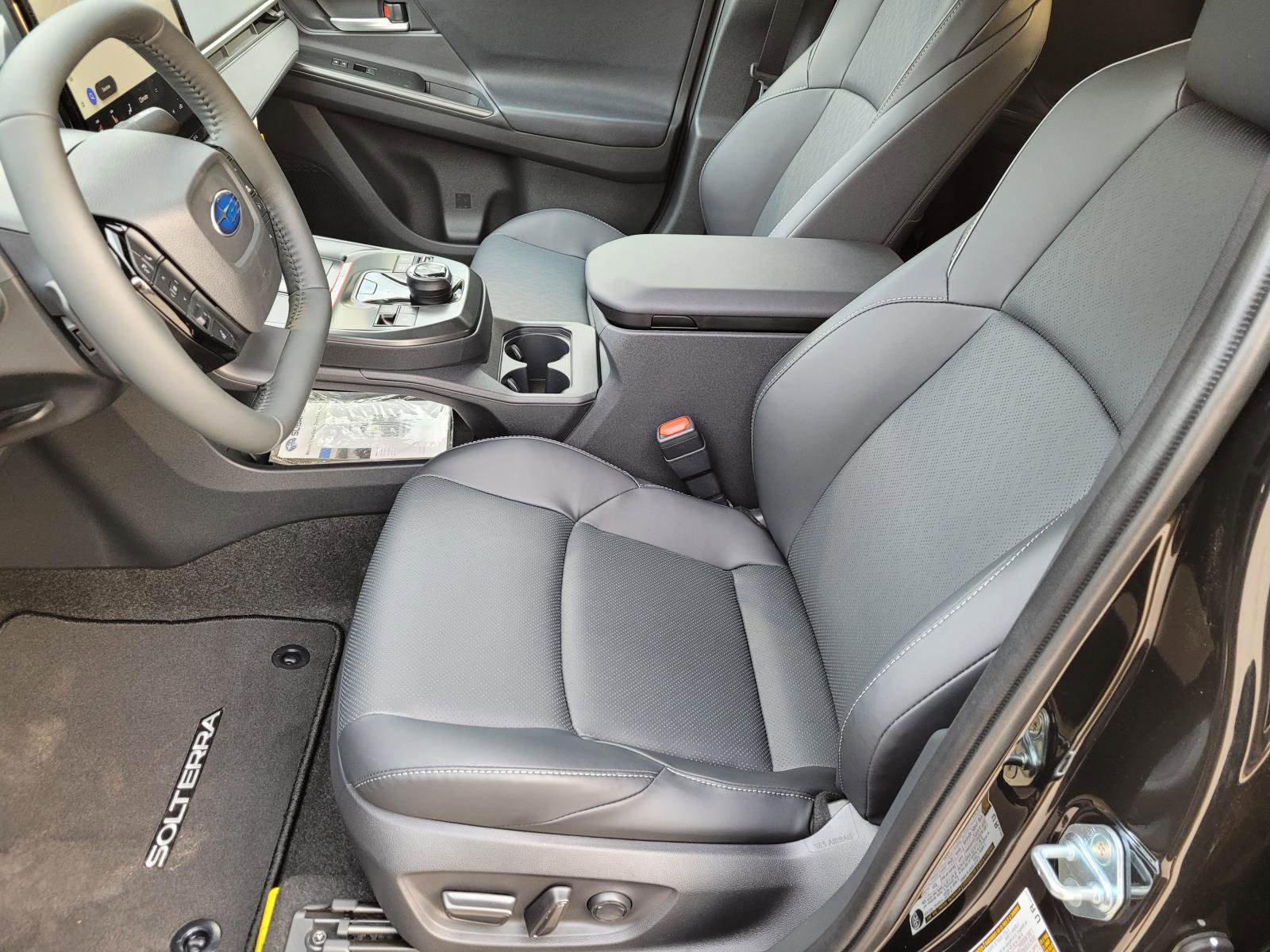 New 2026 Subaru Solterra image 3