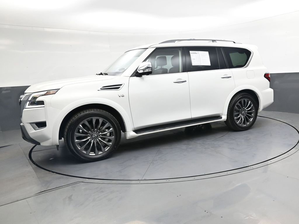 Used 2022 Nissan Armada Platinum w/ Captain's Chairs Package RWD image 8