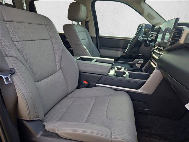 Used 2024 Toyota Tundra Limited AWD/4WD image 18