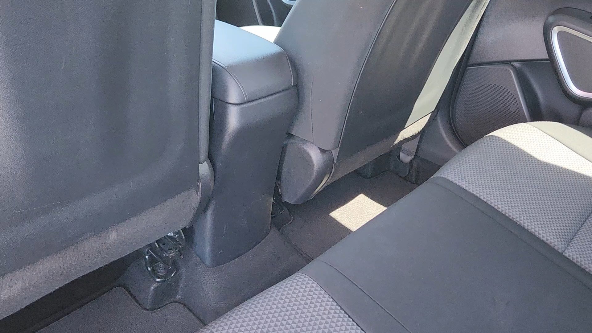 Used 2023 Kia Soul LX w/ LX Technology Package FWD image 17