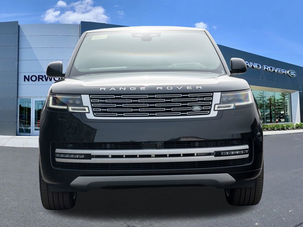 New 2026 Land Rover Range Rover Long Wheelbase Autobiography image 2