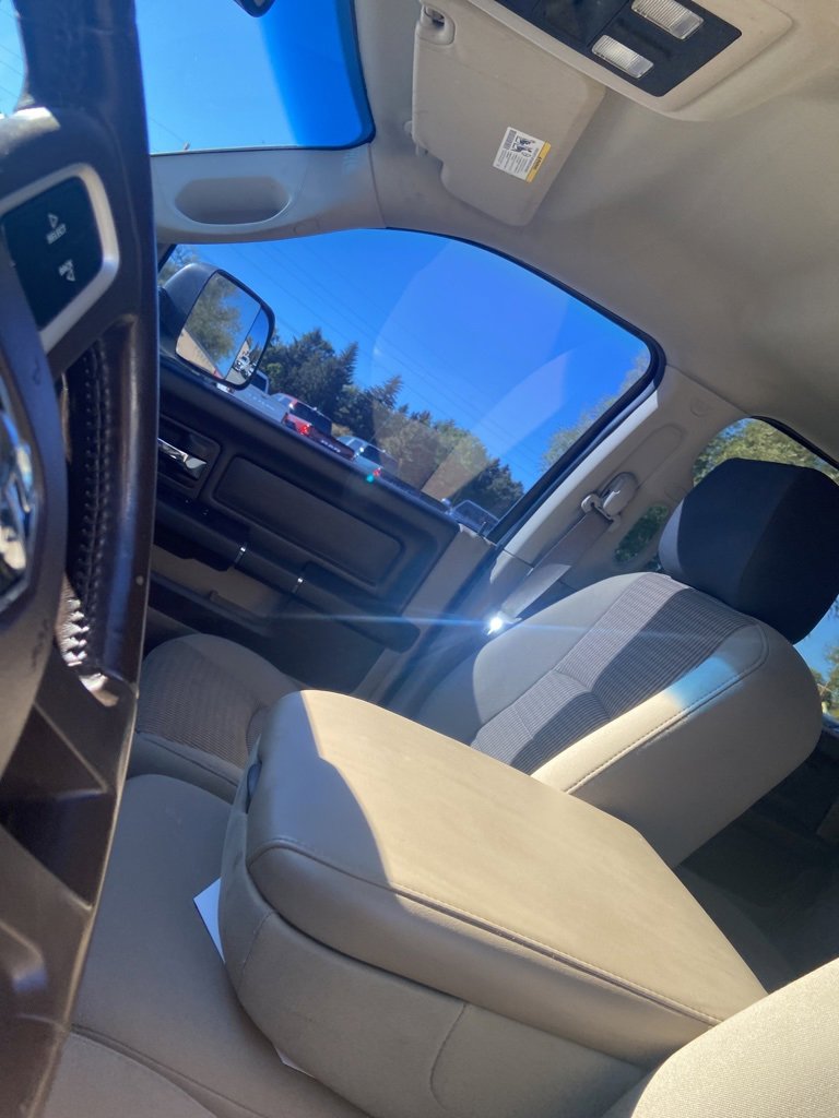 Used 2010 Dodge Ram 2500 Truck SLT w/ Luxury Group image 19