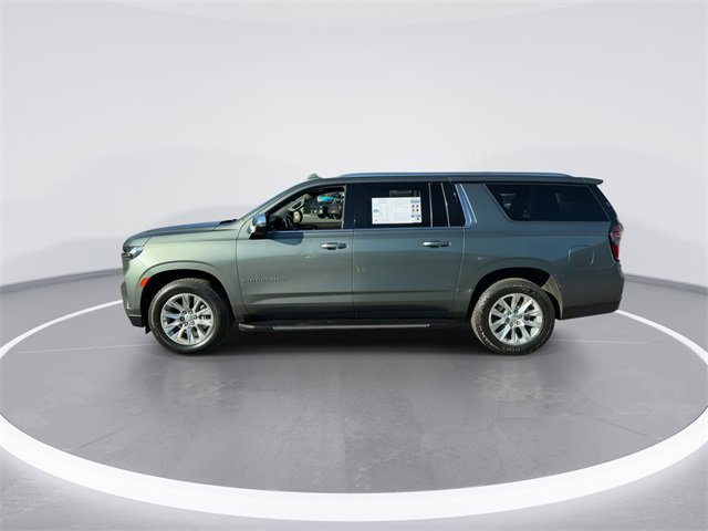 Used 2023 Chevrolet Suburban Premier image 5