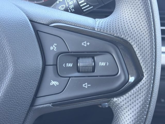 New 2026 Chevrolet Trax LS w/ LS Convenience Package FWD image 29