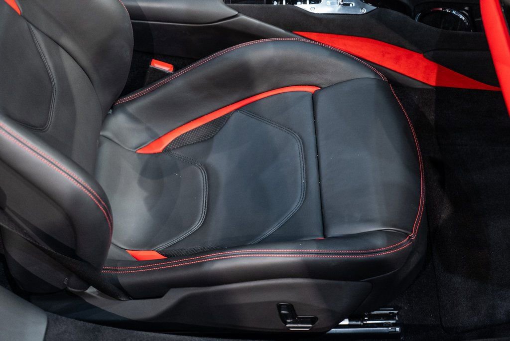 Used 2023 Ferrari 296 GTS image 35