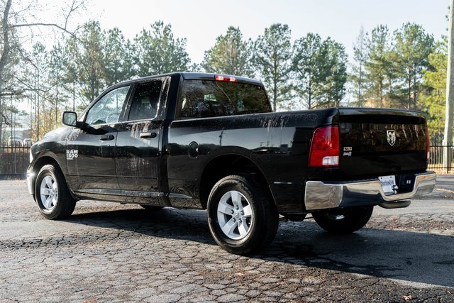 Used 2024 RAM 1500 Classic SLT image 9