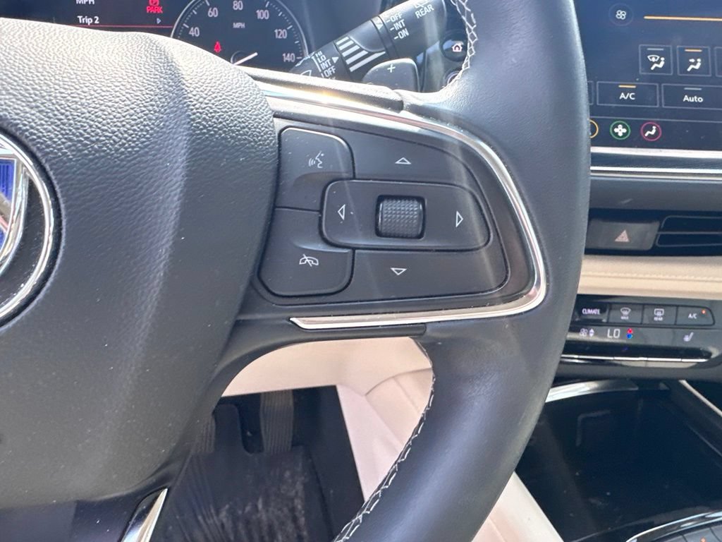 Used 2023 Buick Envision Essence AWD/4WD image 17