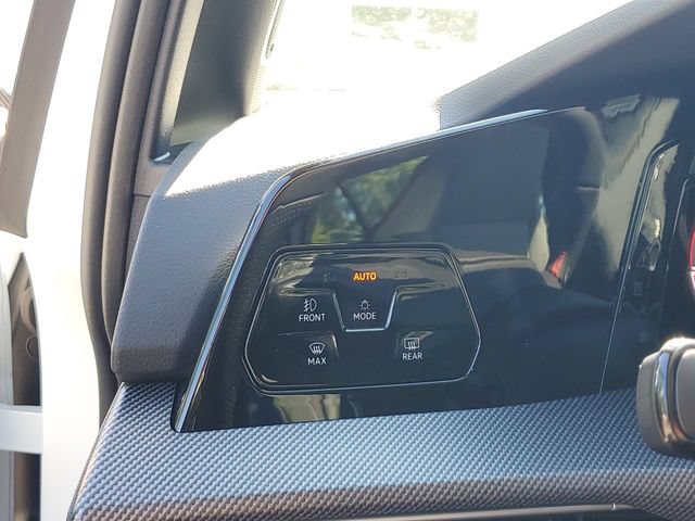 New 2026 Volkswagen GTI SE FWD image 28