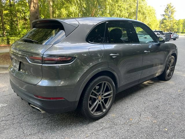 Used 2023 Porsche Cayenne AWD/4WD image 9
