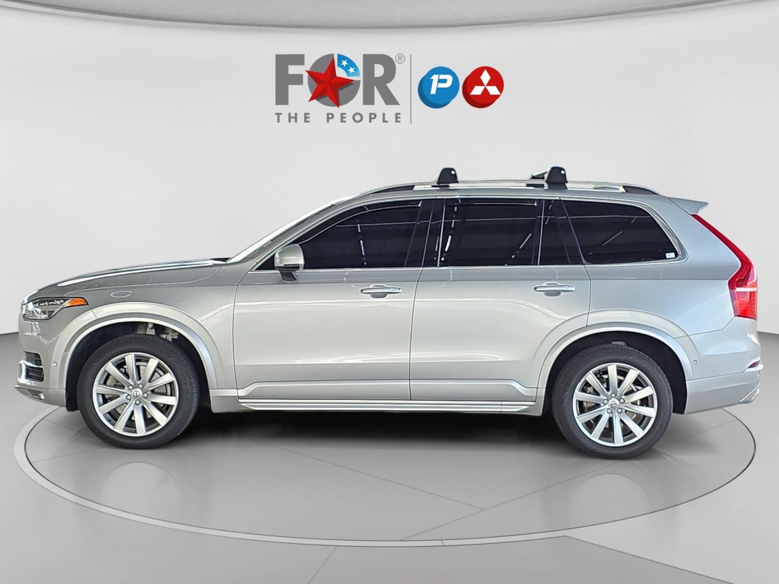 Used 2016 Volvo XC90 T6 Momentum AWD/4WD image 6