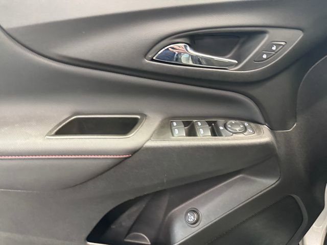 Used 2022 Chevrolet Equinox RS image 25