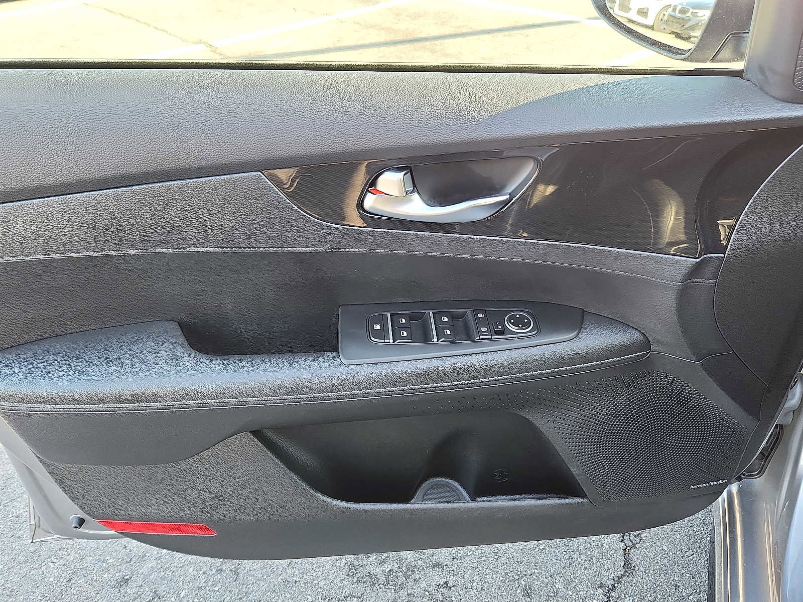Used 2023 Kia Forte GT-Line w/ GT-Line Premium Package FWD image 12