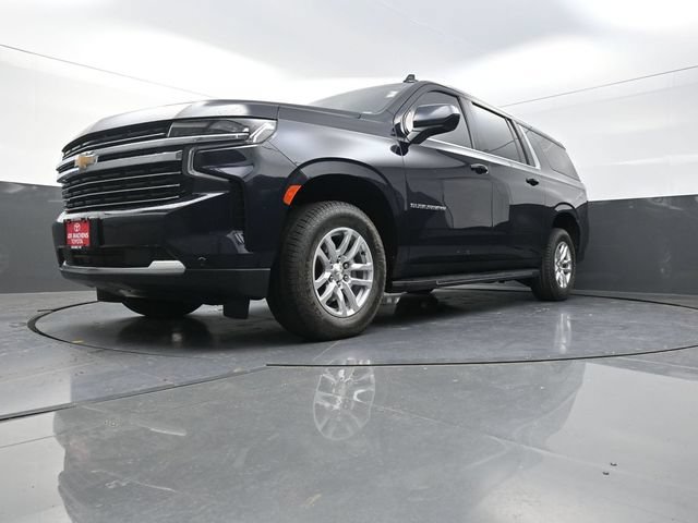 Used 2022 Chevrolet Suburban LT AWD/4WD image 34