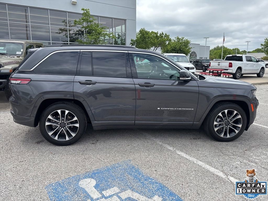 Used 2025 Jeep Grand Cherokee Overland w/ Adv Protech Group III AWD/4WD image 32