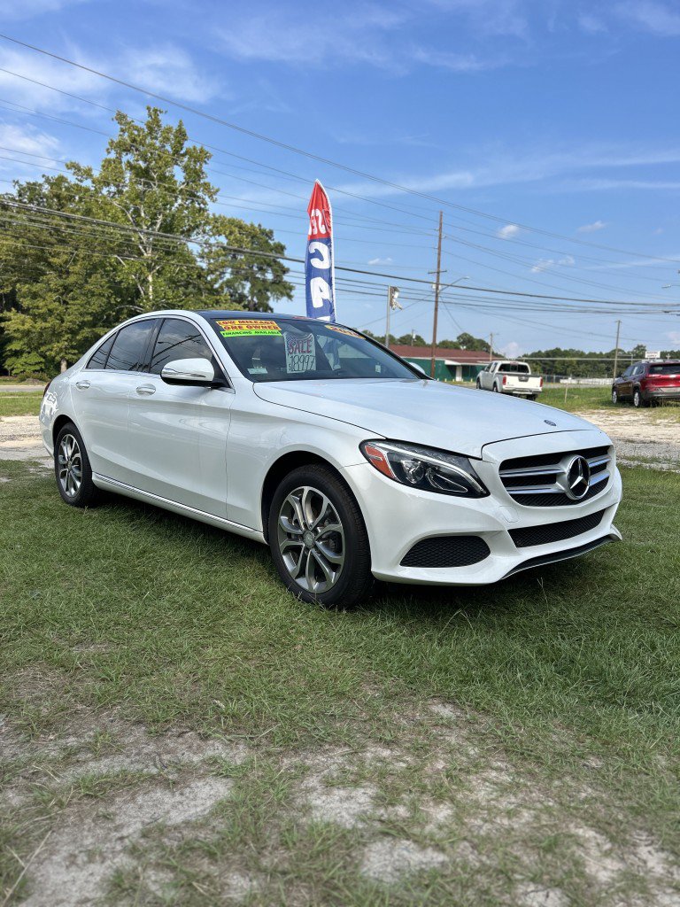 Used 2015 Mercedes-Benz C 300 4MATIC Sedan image 2