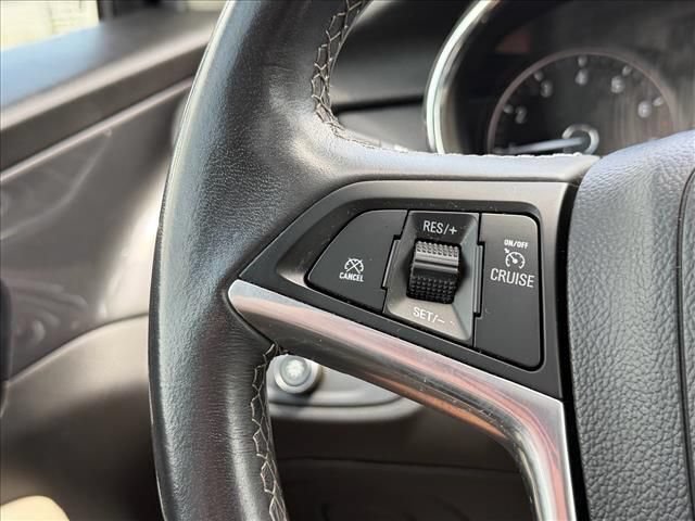 Used 2020 Buick Encore Preferred AWD/4WD image 19