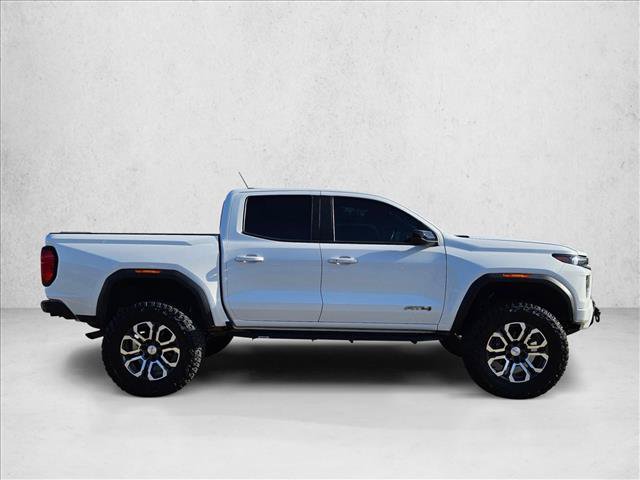 Used 2023 GMC Canyon AT4 w/ AT4 Premium Package AWD/4WD image 4