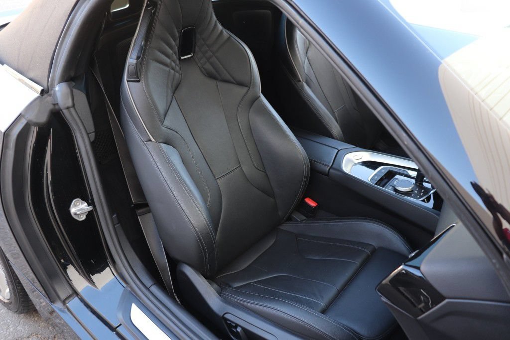 Used 2019 BMW Z4 sDrive30i w/ M Sport Package RWD image 28
