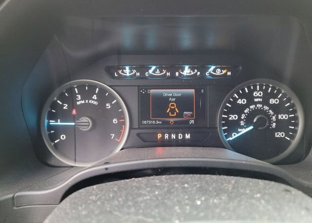 Used 2018 Ford F150 XLT w/ Equipment Group 302A Luxury image 4