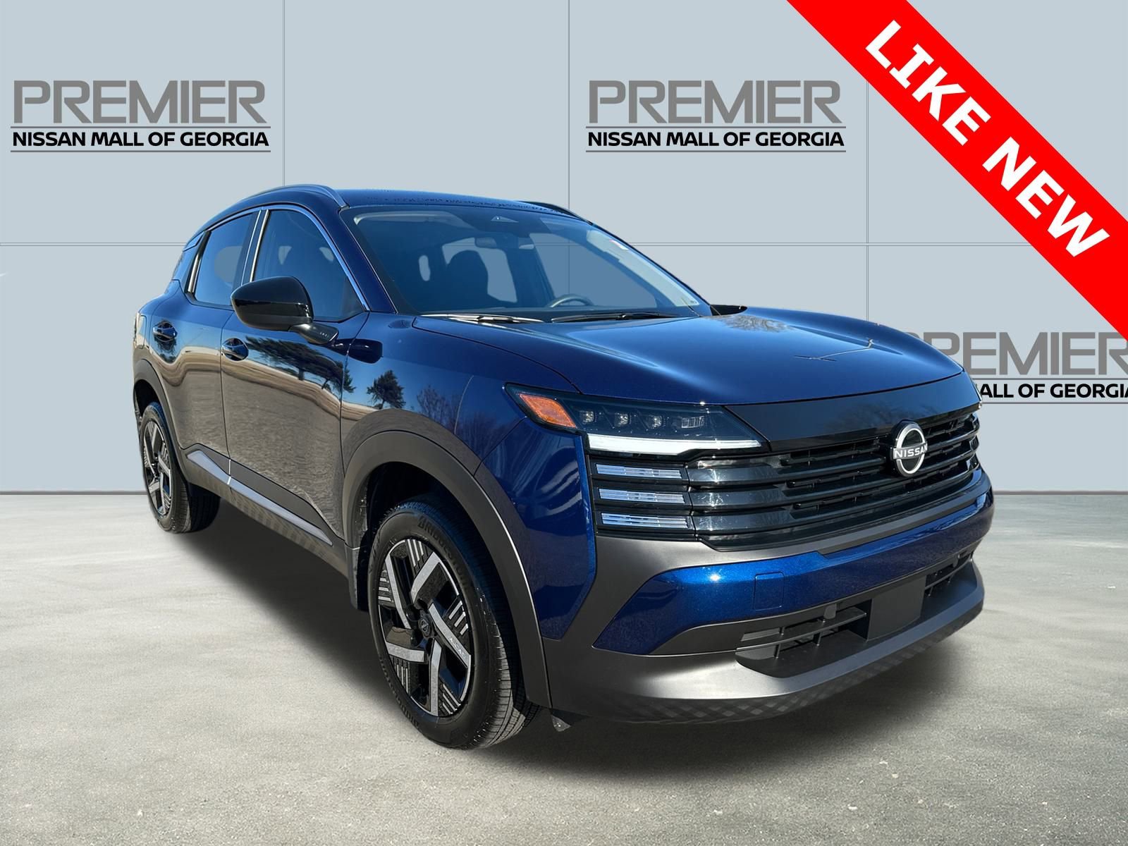 Used 2026 Nissan Kicks SV image 3