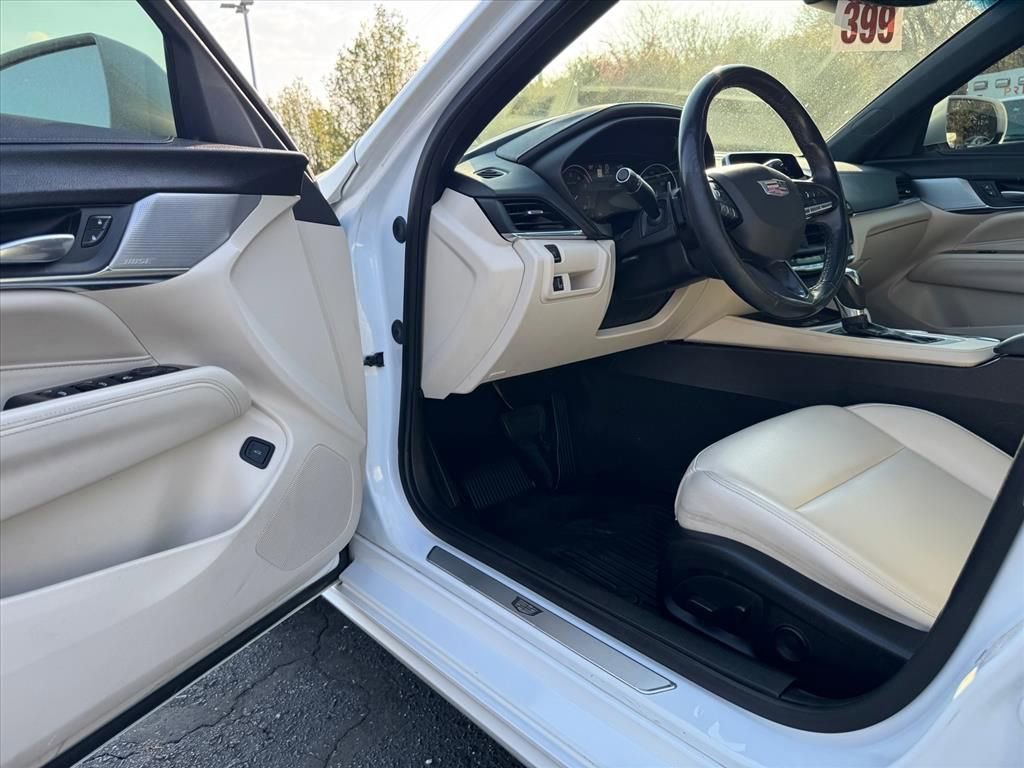 Used 2021 Cadillac CT4 Luxury w/ Sun And Sound Package RWD image 13