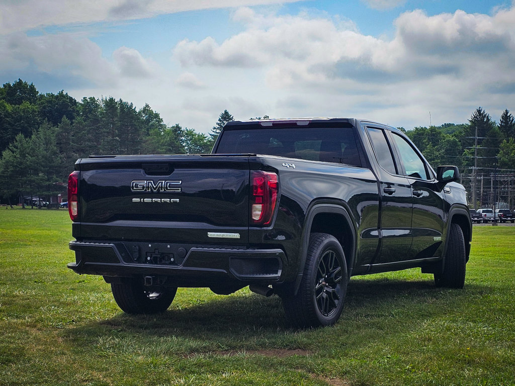 Used 2023 GMC Sierra 1500 Elevation AWD/4WD image 4