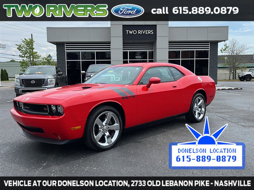 Used 2010 Dodge Challenger R/T RWD image 1