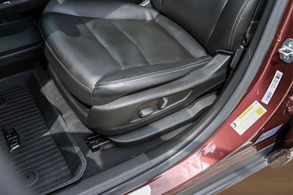Used 2022 Cadillac XT6 Luxury FWD image 8