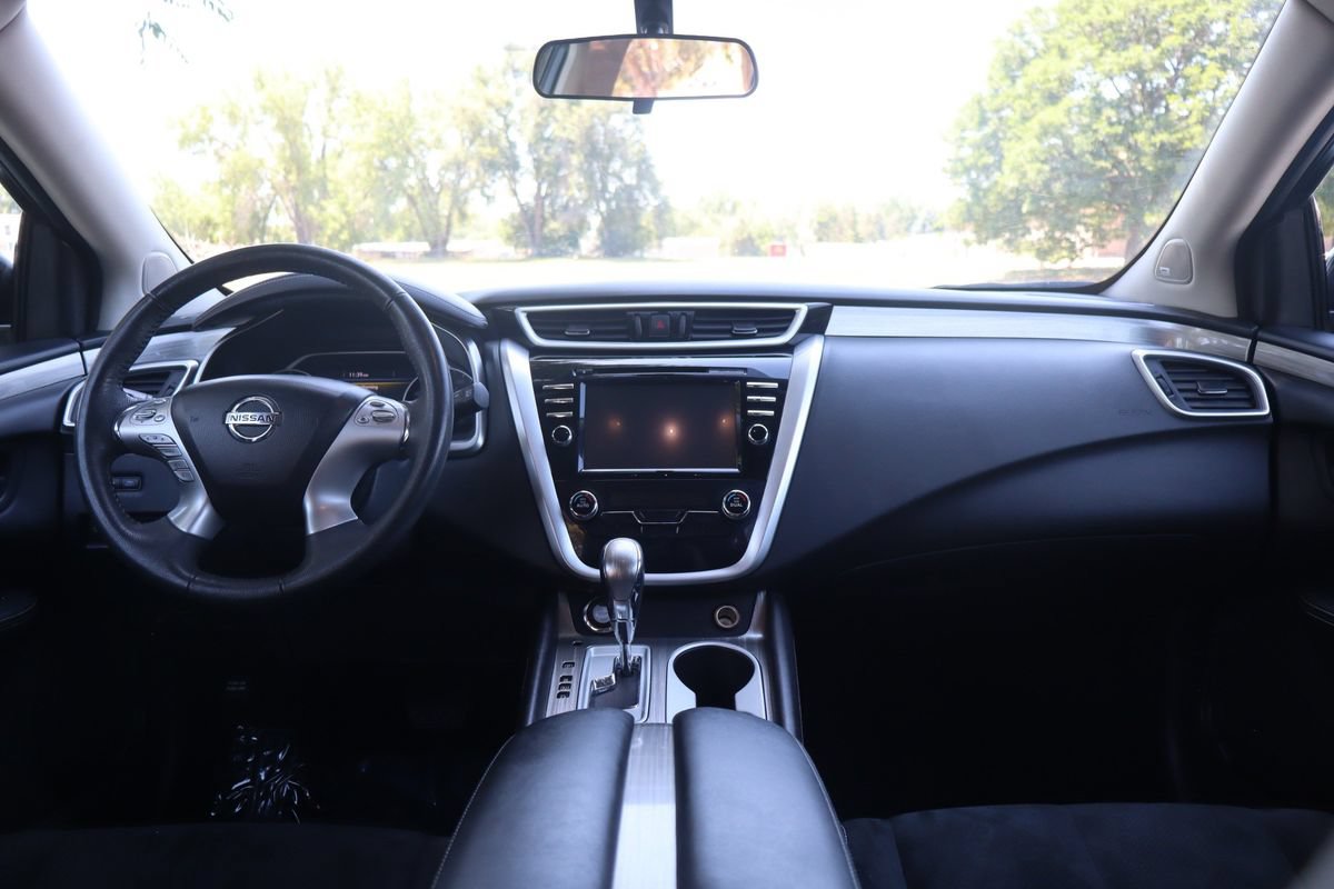 Used 2015 Nissan Murano SV w/ Premium Package AWD/4WD image 16