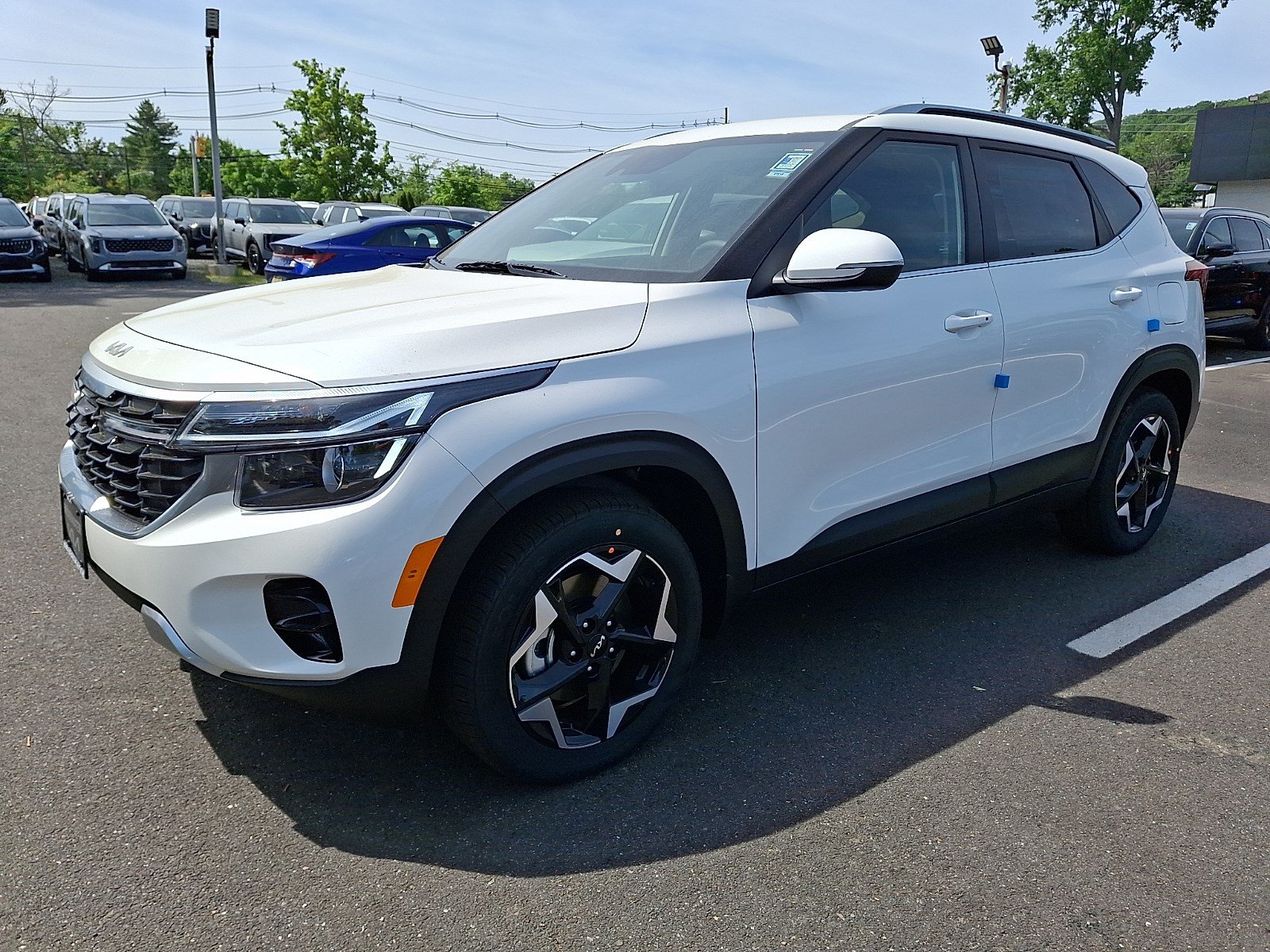 New 2026 Kia Seltos EX AWD/4WD image 3