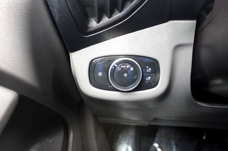 Used 2019 Ford Transit Connect XLT image 24