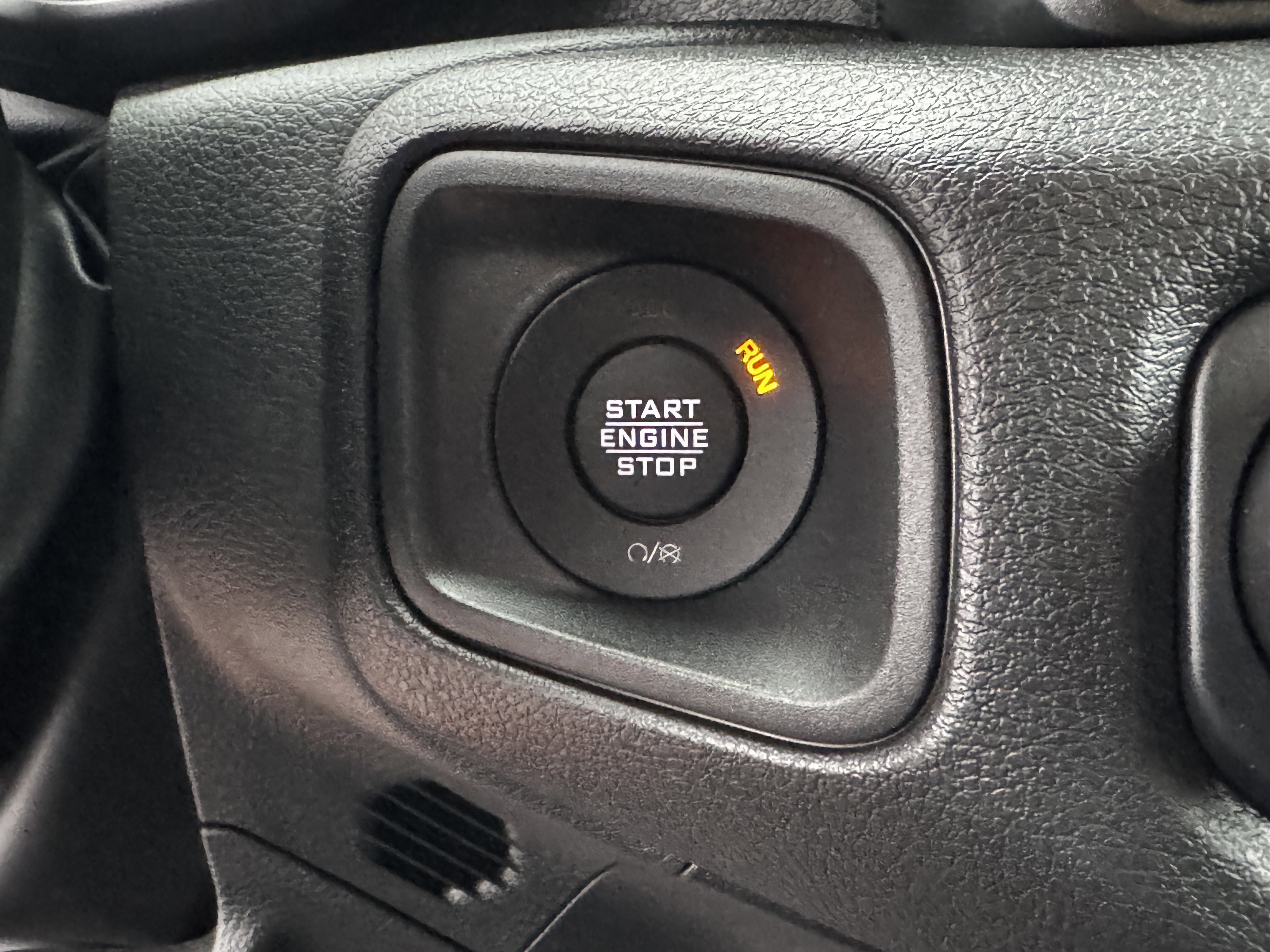 New 2025 Jeep Wrangler Sport S image 24