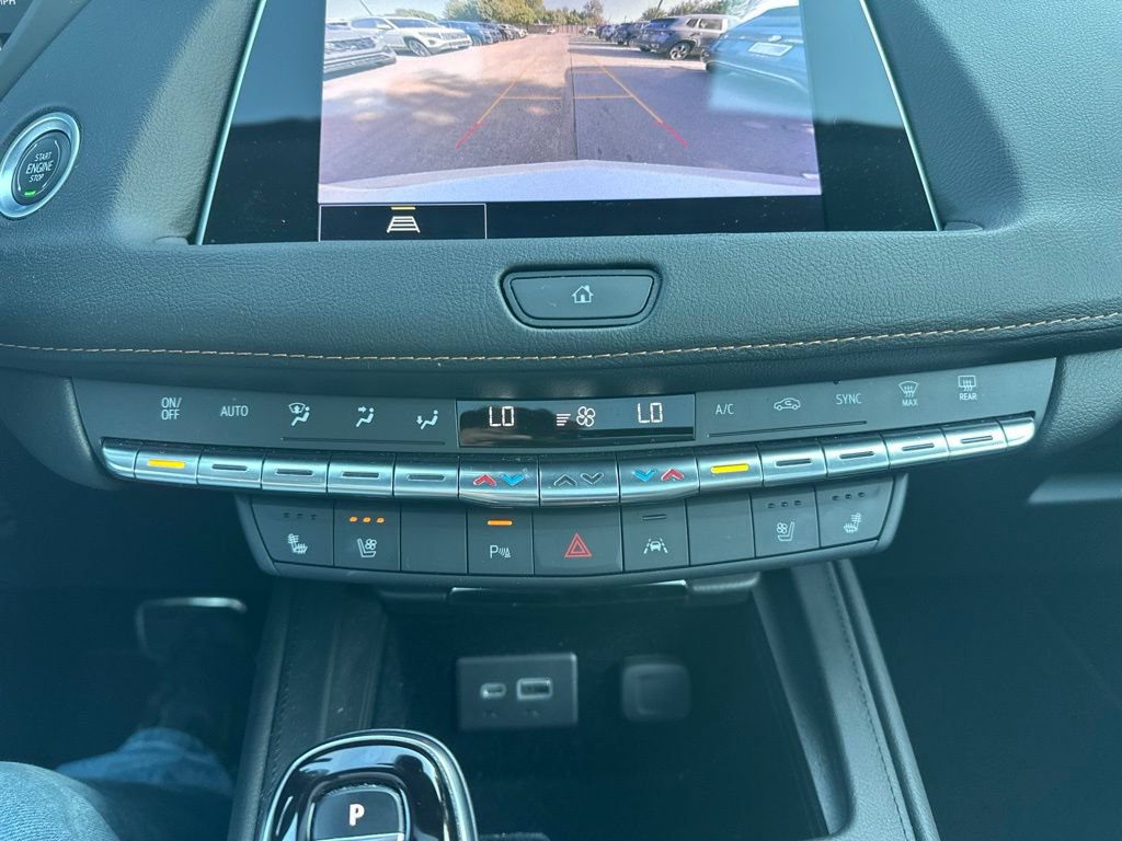 Used 2023 Cadillac XT4 Sport FWD image 32