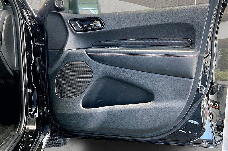 Used 2023 Dodge Durango GT image 33