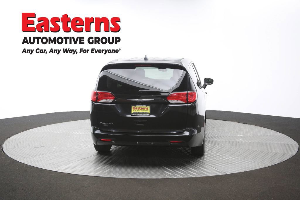 Used 2017 Chrysler Pacifica LX w/ Tire & Wheel Group FWD image 36