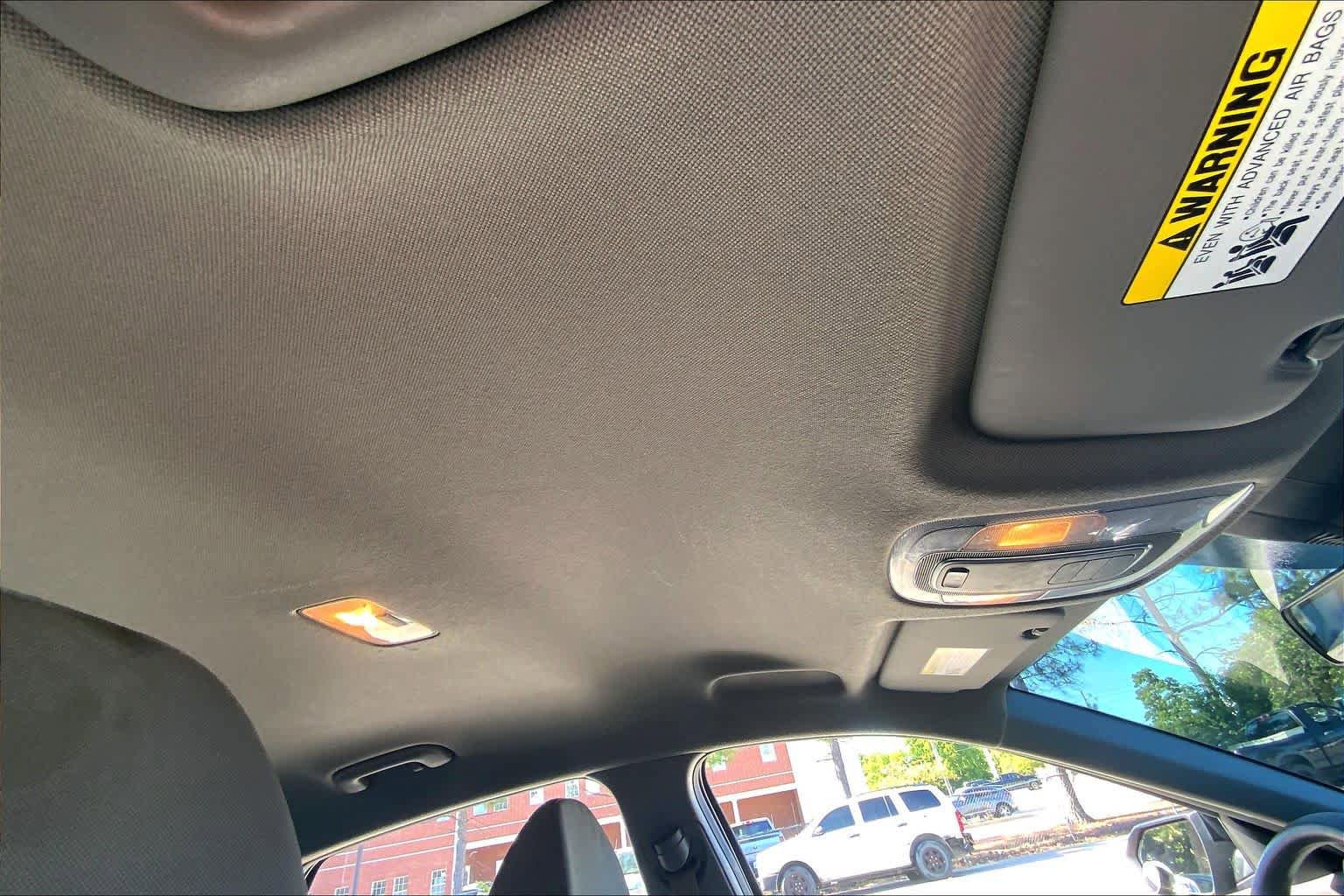Used 2024 Hyundai Elantra SE FWD image 12