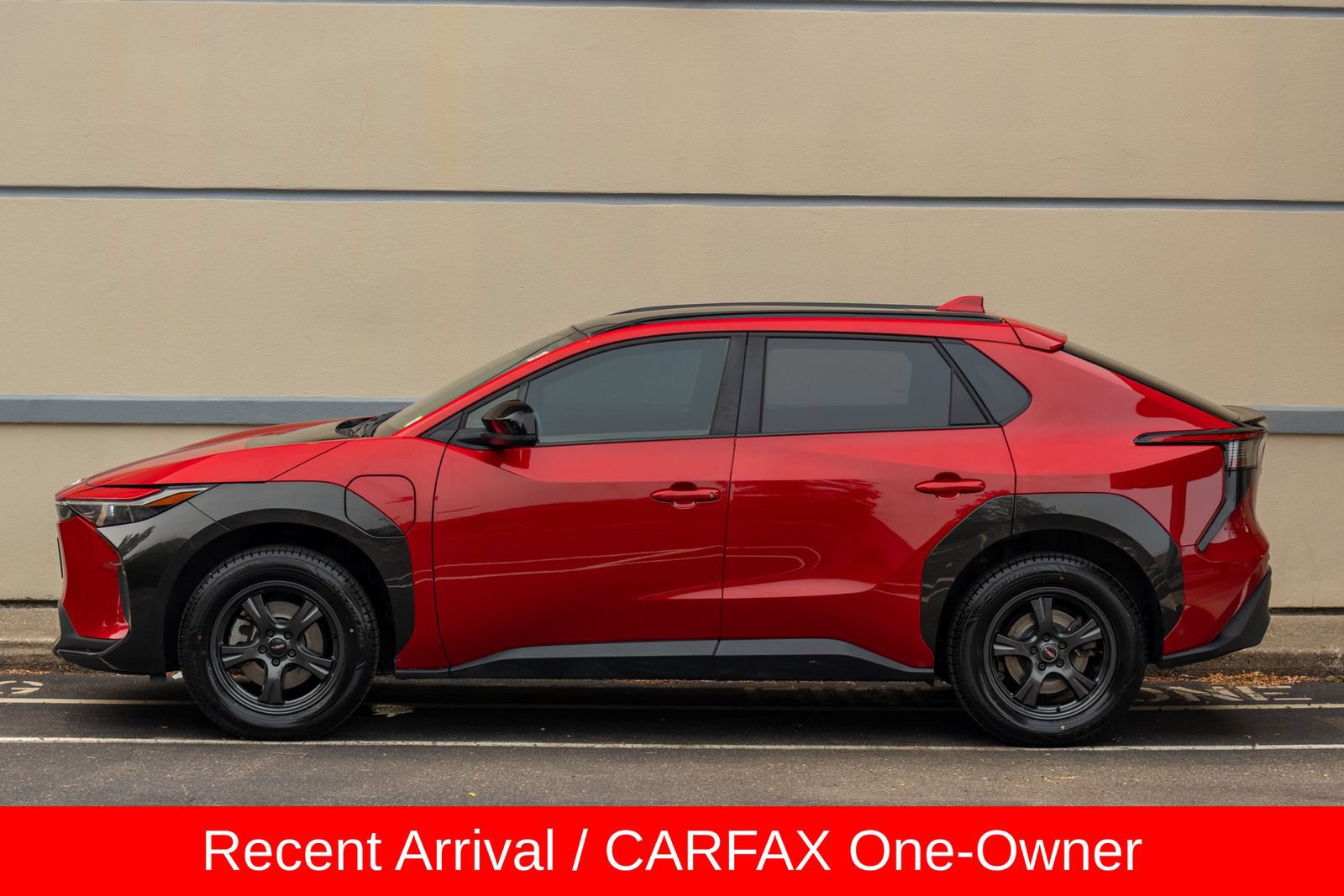 Used 2024 Toyota bZ4X AWD w/ Weather Package image 4