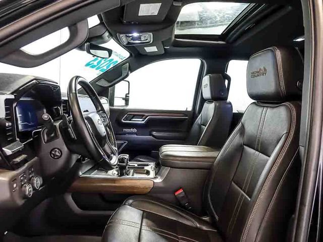 Certified 2023 Chevrolet Silverado 1500 High Country w/ High Country Premium Package AWD/4WD image 13