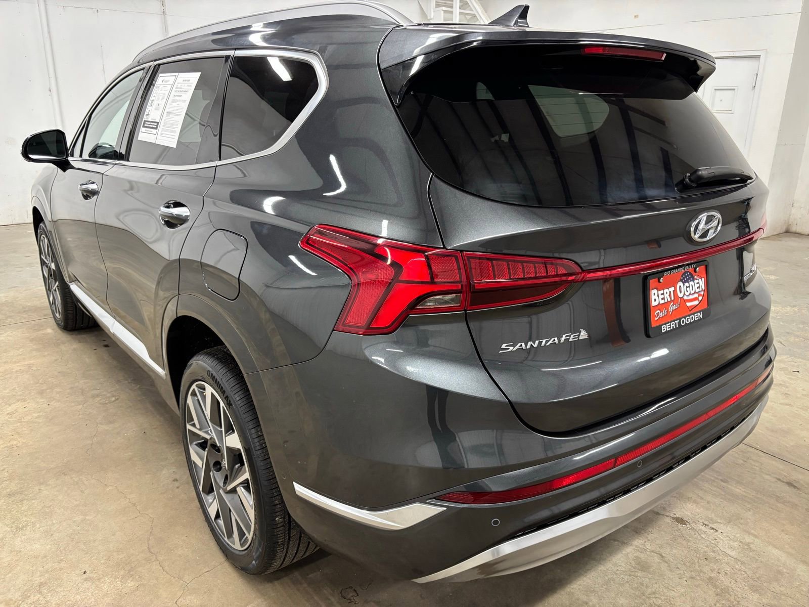 Certified 2023 Hyundai Santa Fe Calligraphy AWD/4WD image 5