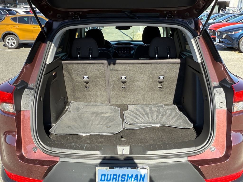 Used 2022 Chevrolet TrailBlazer LT w/ Convenience Package image 20