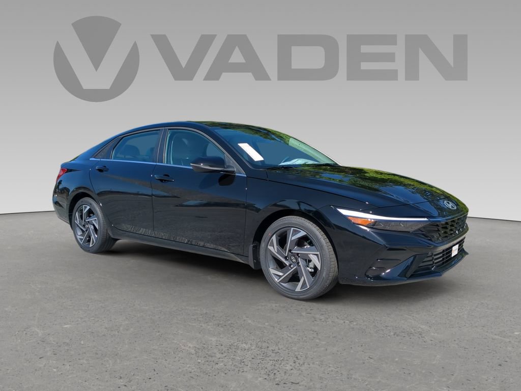 Used 2025 Hyundai Elantra Limited FWD video 1