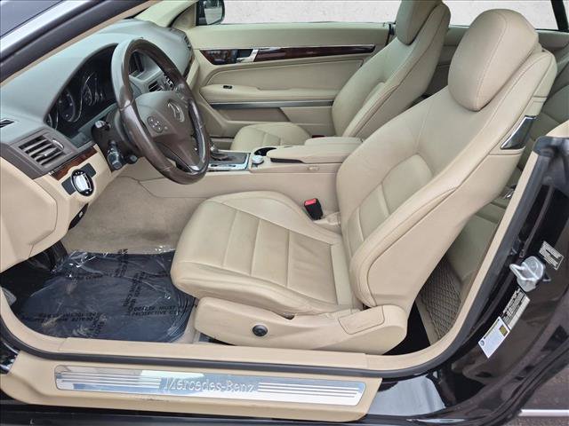 Used 2010 Mercedes-Benz E 550 Coupe image 16