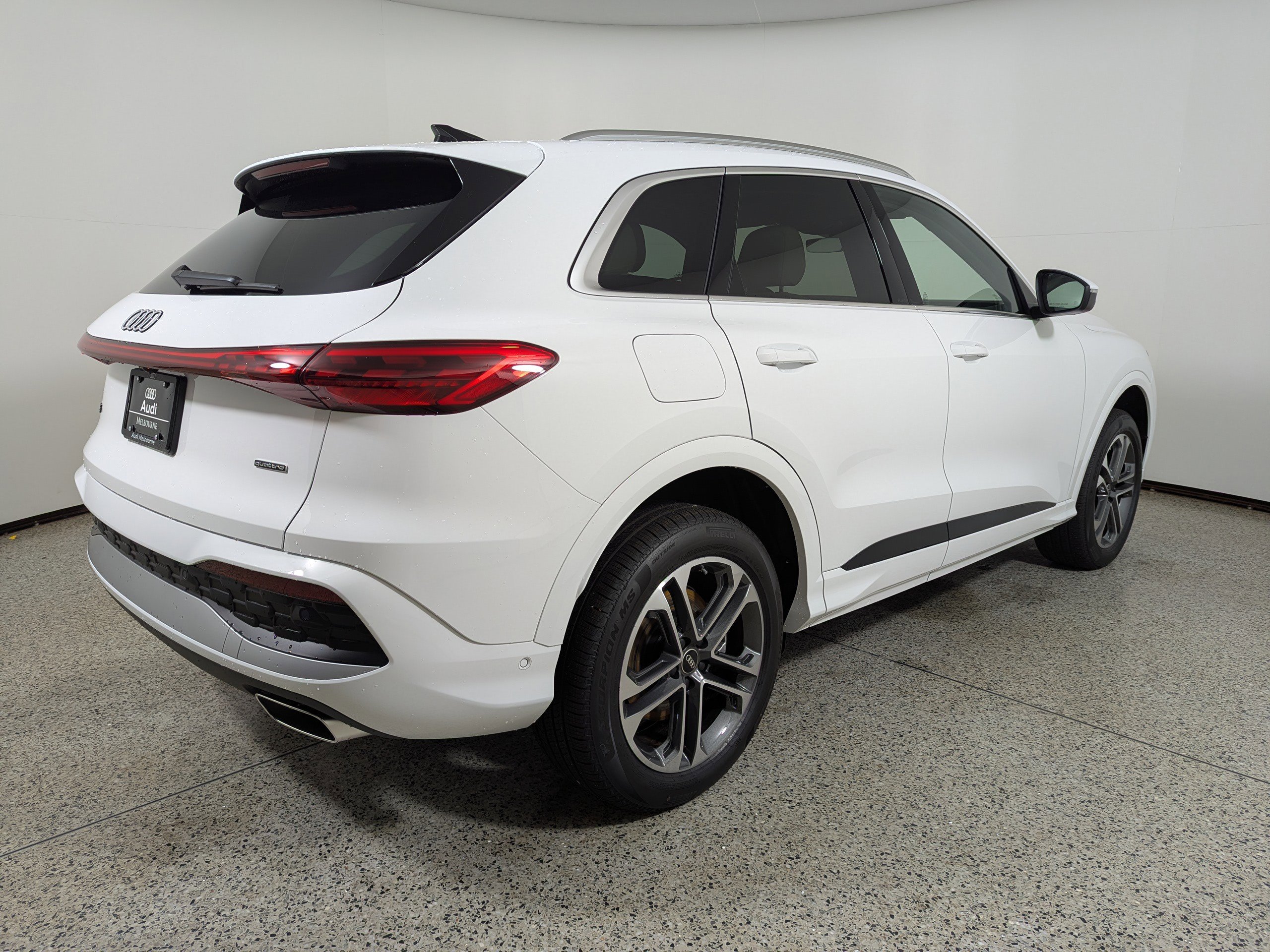 New 2025 Audi Q5 Premium image 7