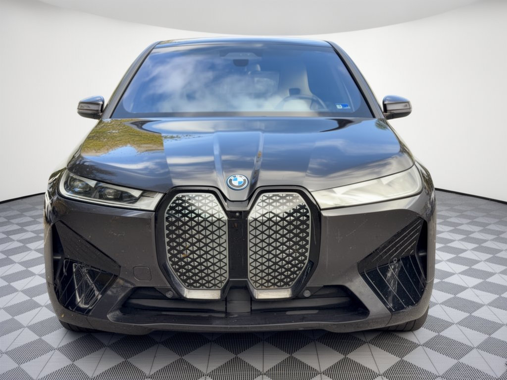 Certified 2024 BMW iX xDrive50 w/ Sport Package AWD/4WD image 6