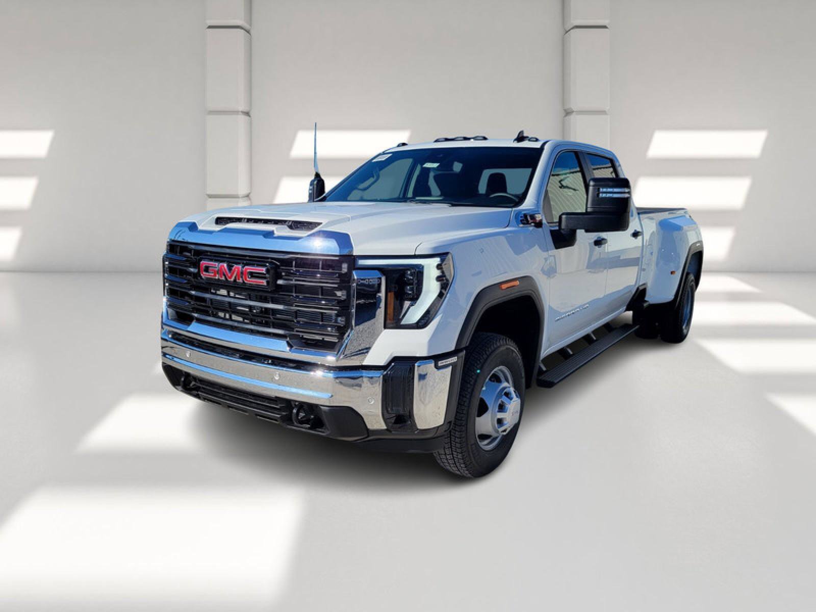 New 2026 GMC Sierra 3500 Pro w/ 1SA Pro Safety Plus Package