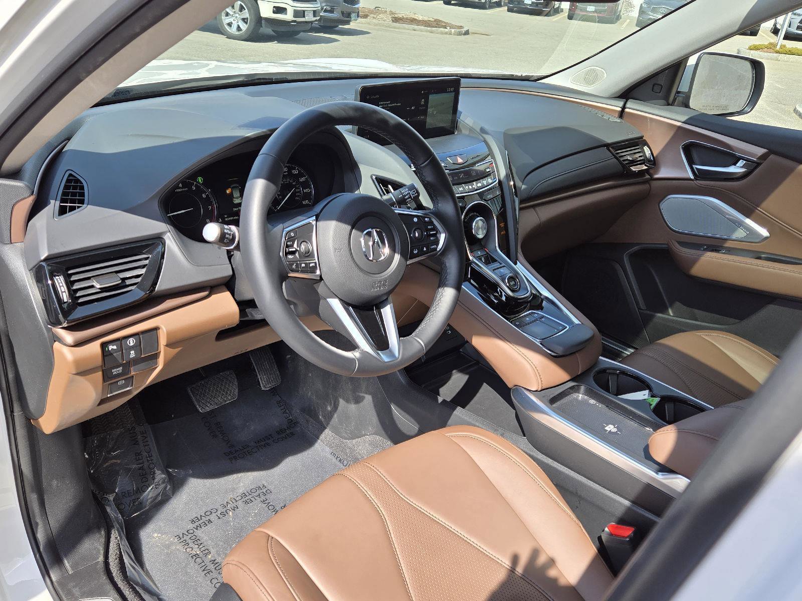 Used 2025 Acura RDX SH-AWD w/ Technology Package image 4